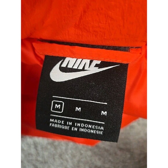 Nike Sportswear Air Puffer Coat Cropped Cinched Waist Red Orange Women’s Size M - Picture 5 of 12